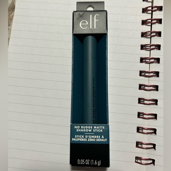 BNIB ELF EYESHADOW STICK in shade “out of sight” - Picture 1 of 5